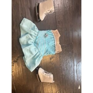 American Girl Truly Me Doll  2015 Sparkly Ice Skating Outft Set Retired